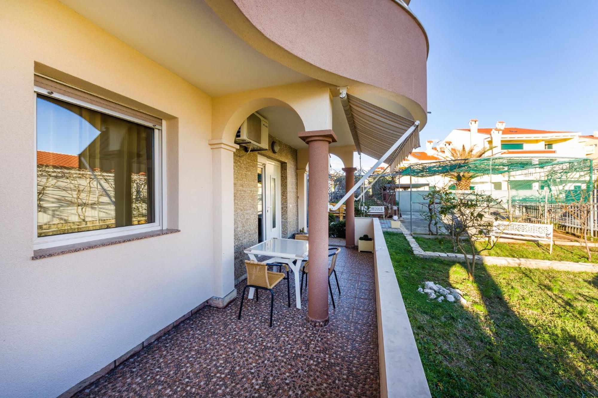 Apartament Rotim